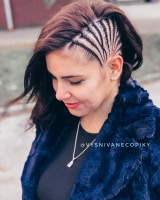 Side braids_small